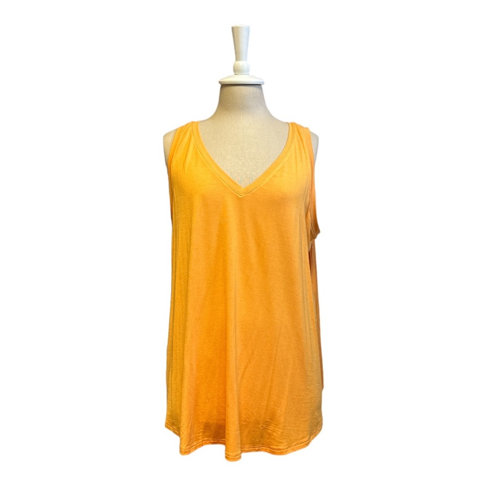 Sleeveless High-Low Tank